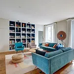 Beautiful Apartment In Le Marais