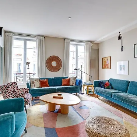 Beautiful In Le Marais Apartment