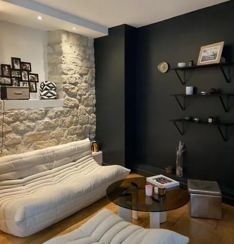 Beautiful Apartment In Le Marais